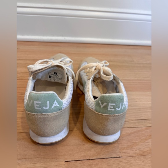 Veja Rio Branco Light Aircell trainers in the Lunar Matcha colorway size US 6 - Picture 7 of 13